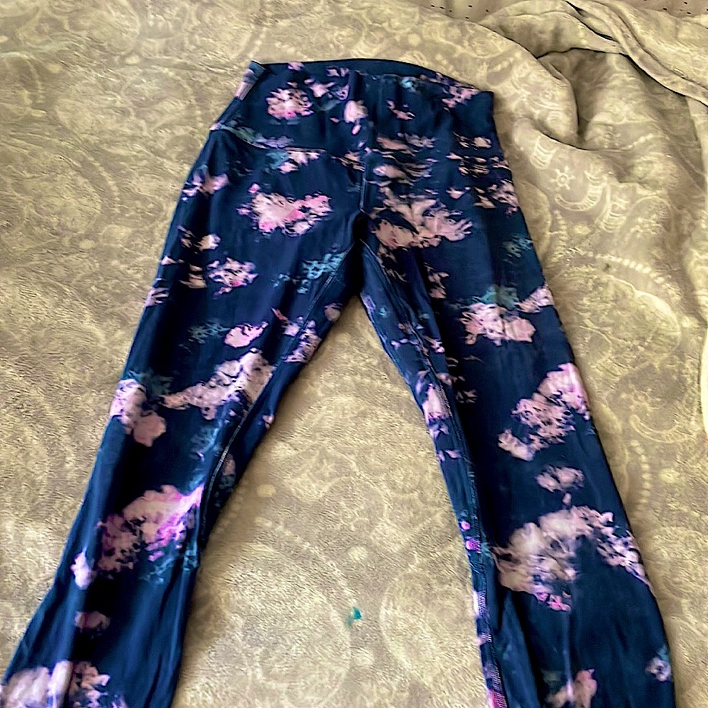 Lululemon tie-dye pants